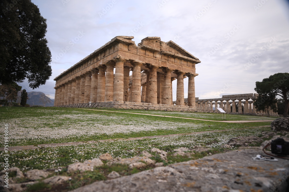paestum ruins temples, italy