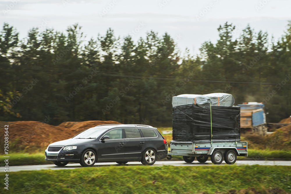 Rent a Car and a Trailer for Your Moving Trip