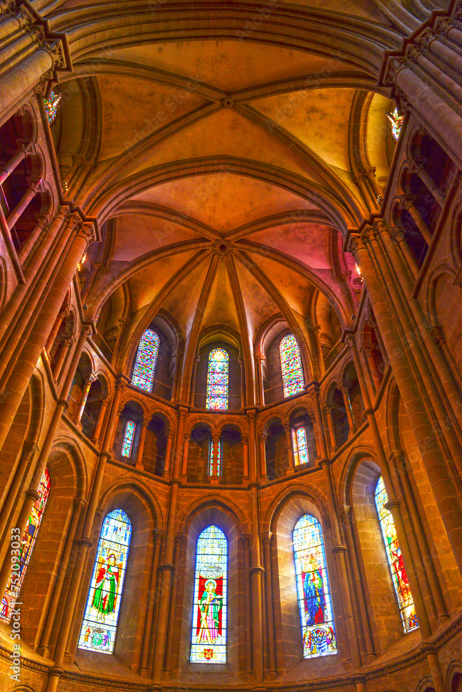 Innenansicht der Kathedrale St. Peter (Genf)