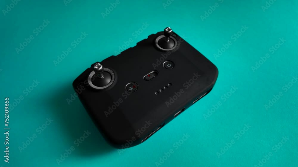 Drone remote control shows charge level of RC N1 Drone remote control shows charge level of RC N1