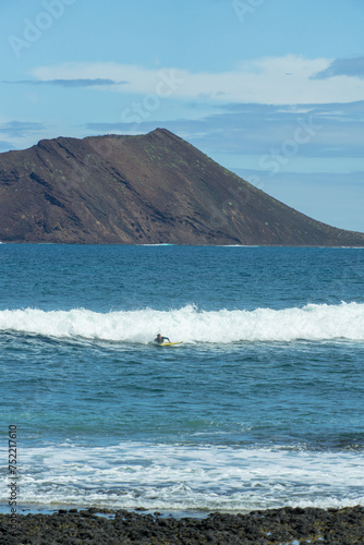 Surfing na falach - Wyspy Kanaryjskie, Fuerteventura, Corralejo