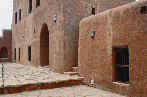 Nakhl fort Oman © trgowanlock