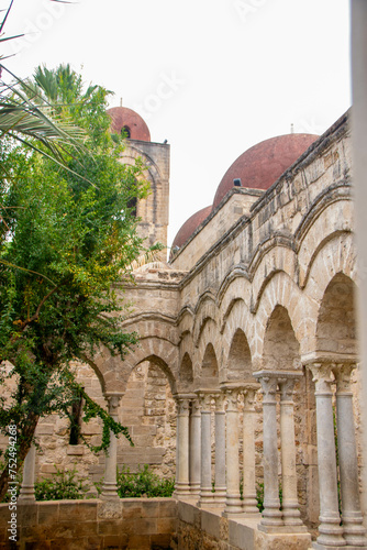 Obraz na płótnie San Giovanni degli eremiti church in Palermo w salonie