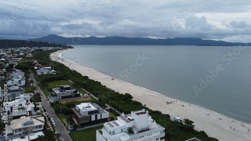 Fotos Aereas da Praia de Jurere em Obras Alargamento de Praia Florian  polis