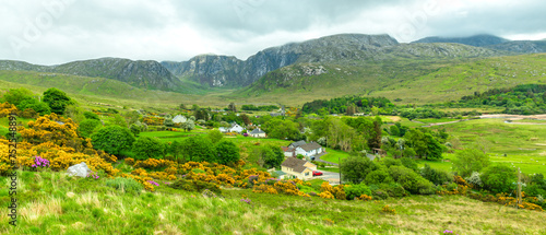 Obraz na płótnie Beautiful scenery with Mount Errigal in Donegal Ireland
w salonie