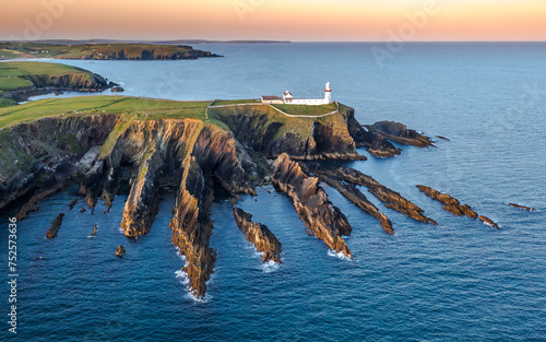 Obraz na płótnie Sunset scene at Galley Head Lighthouse in County Cork Ireland w salonie