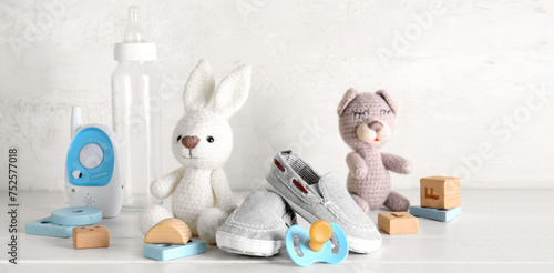 Stylish baby shoes with bot...