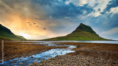 Mount Kirkjufell, Grundarfjoerdur, Snaefellsnes Peninsula, Vesturland, Iceland, Europe photo