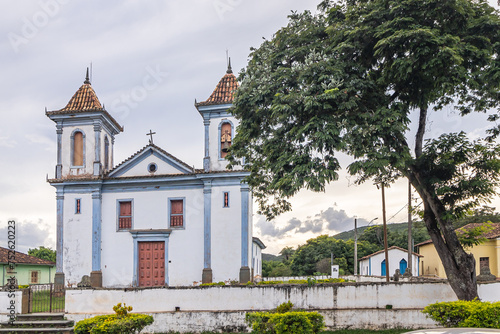 Igreja no distrito de Brumal, cidade de Santa Bárbara, Estado de Minas Gerais, Brasil 