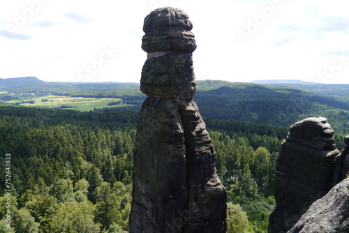 Barbarine auf dem Pfaffenstein in der Sächsischen Schweiz photo