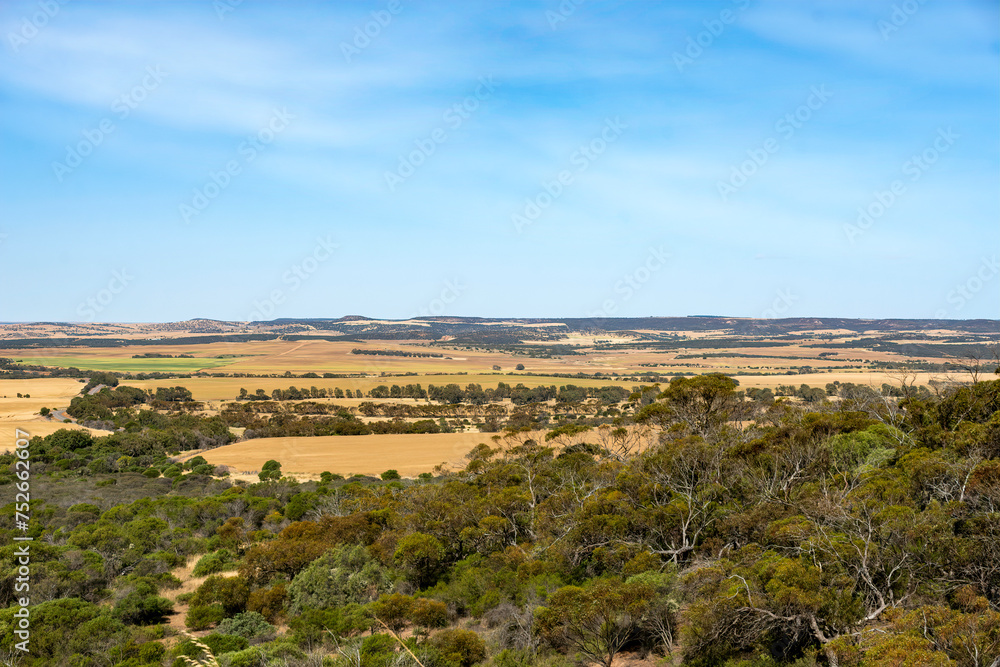 Mid West - Western Australia is a sparsely populated region extending from the west coast of Western Australia, about 200 kilometres (120 mi) from Perth