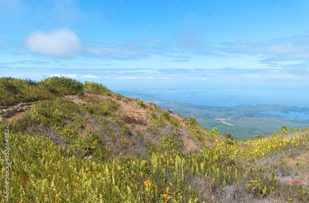 Naklejka premium Lush Landscape of Mombacho Volcano Nature Reserve