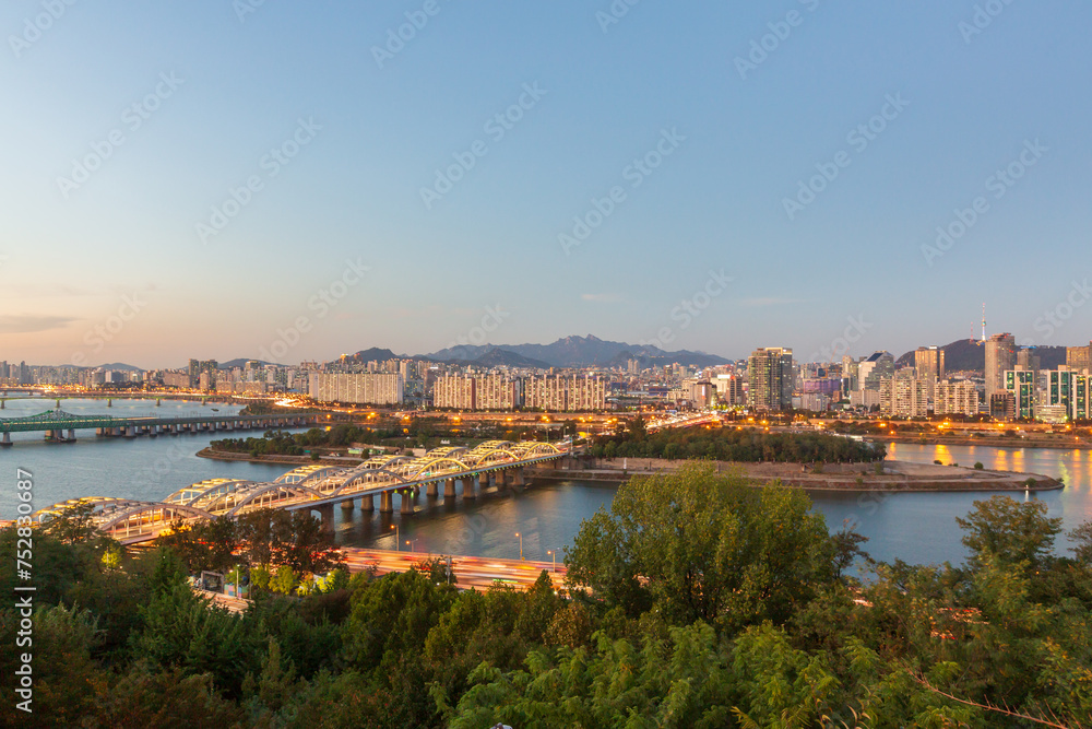 Obraz premium 서울 한강대교 노들섬