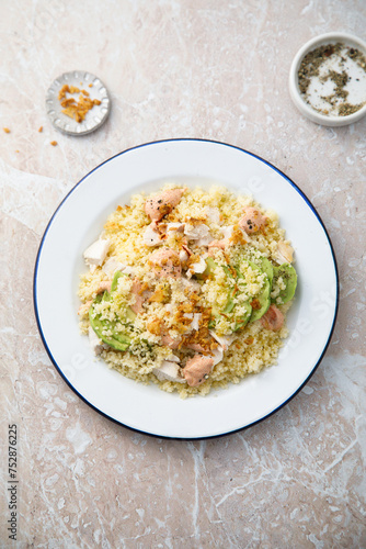 Couscous with chicken and avocado