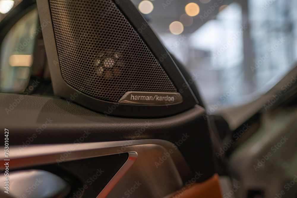 sound systems Harman Kardon BMW i4 fivedoor electric liftback class D