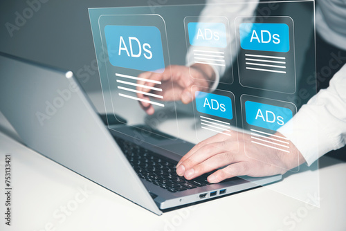 Websites with inbound ads to optimize click through