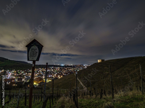 Yburg bei Nacht, Blick Richtung Fellbach