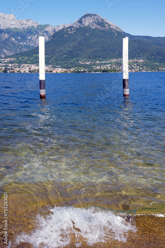 Embarcadère à Onno, Lac de Côme photo