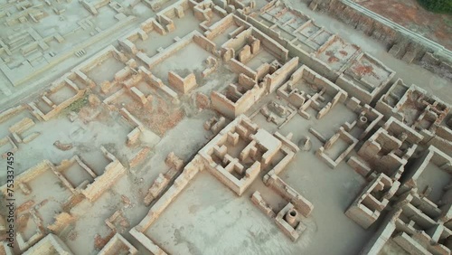Brick Labyrinths: The Ancient City of Mohenjo Daro