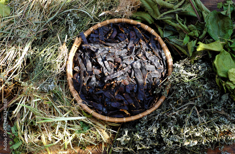 Fototapeta premium raw material for hair herbal shampoo from natural ingredient as