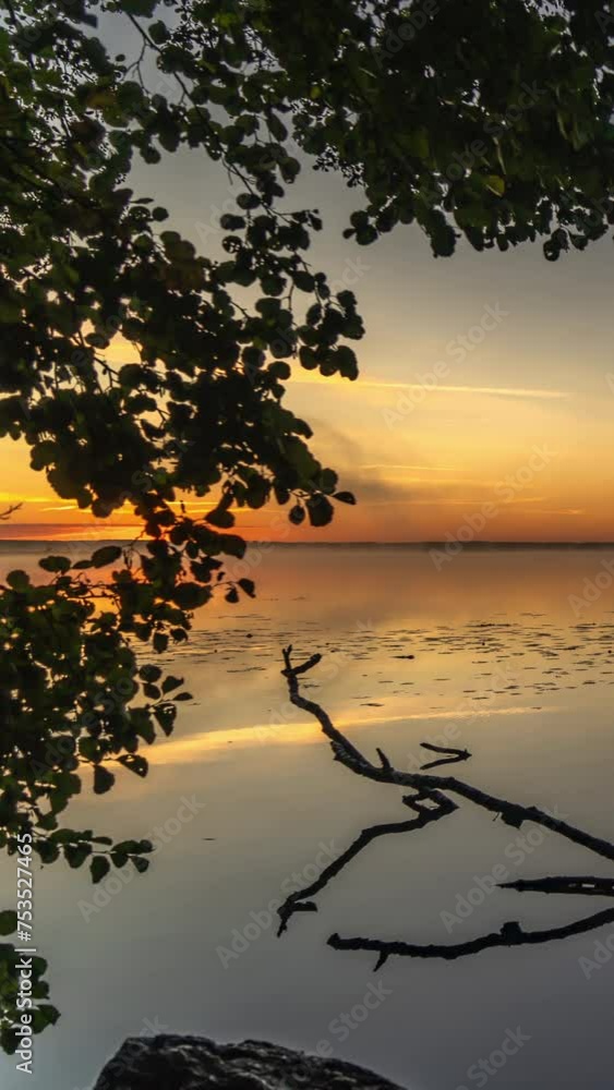 4K Vertical: Sunrise Scenery - time lapse 4K Vertical: Sunrise Scenery - time lapse