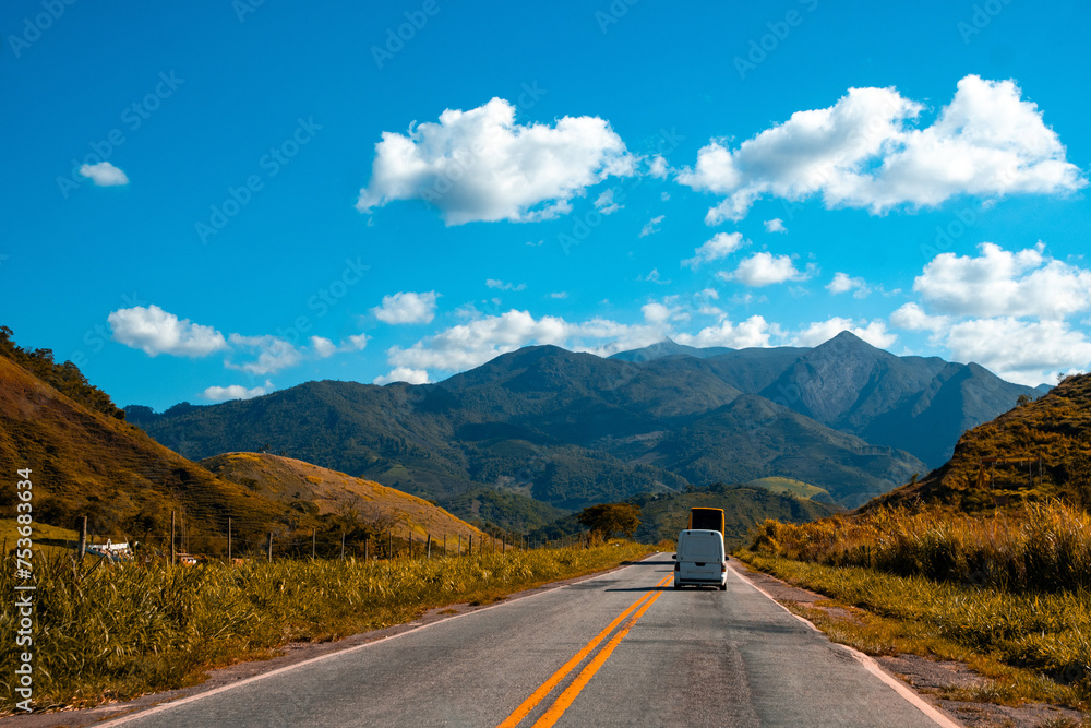 Naklejka premium Photograph of a section of BR-262, with beautiful mountains between Belo Horizonte - MG and Vitória - ES.