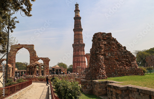 Delhi's famous QUTUB MINAR photo