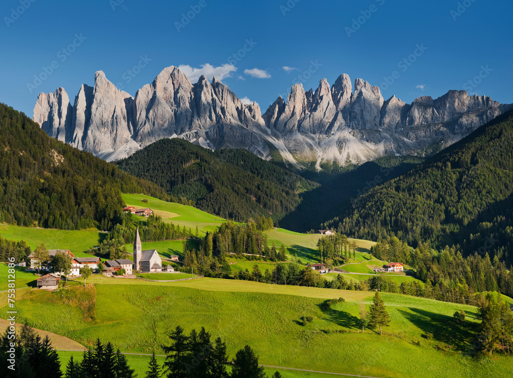 Italien, Südtirol, Alto Adige, Dolomiten, Villnösstal, Santa Maddalena, Geisler Spitzen
