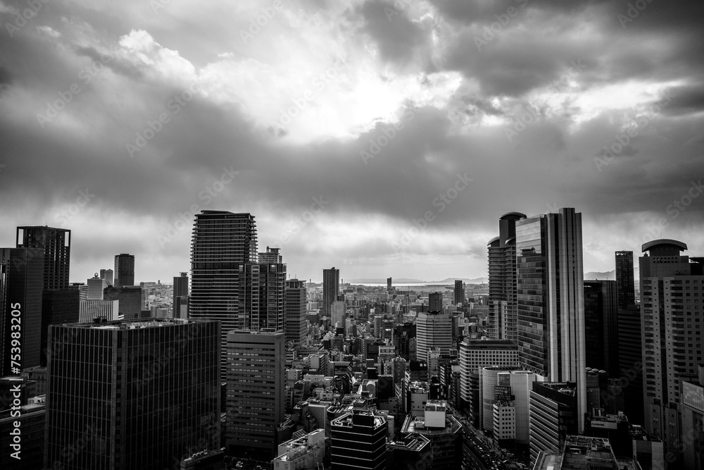 大阪の都市景観。梅田周辺のビル群を高層ビルから俯瞰撮影
