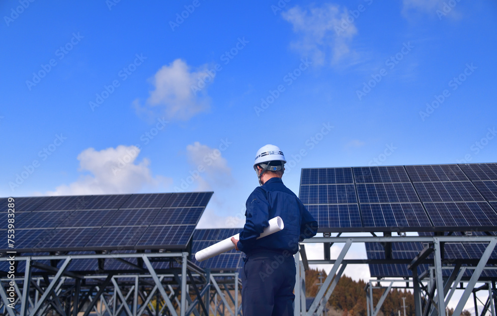太陽光発電施設・点検パトロールのエンジニア