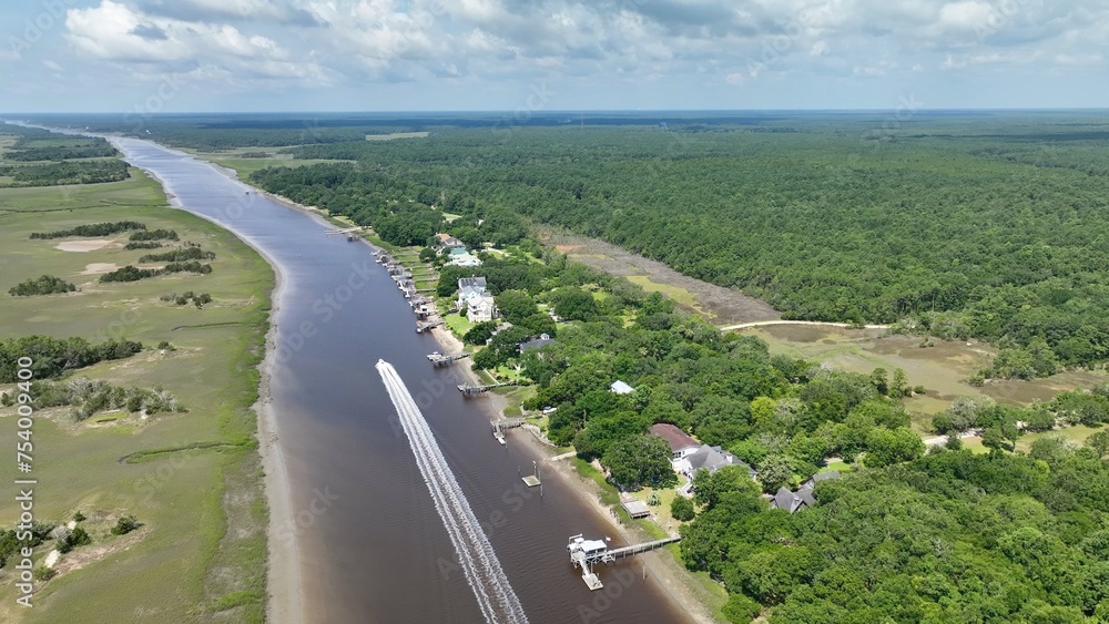 Living by the Intracoastal Waterway in Coastal South Carolina low country next to natural salt water marsh and wetlands Living by the Intracoastal Waterway in Coastal South Carolina low country next to natural salt water marsh and wetlands