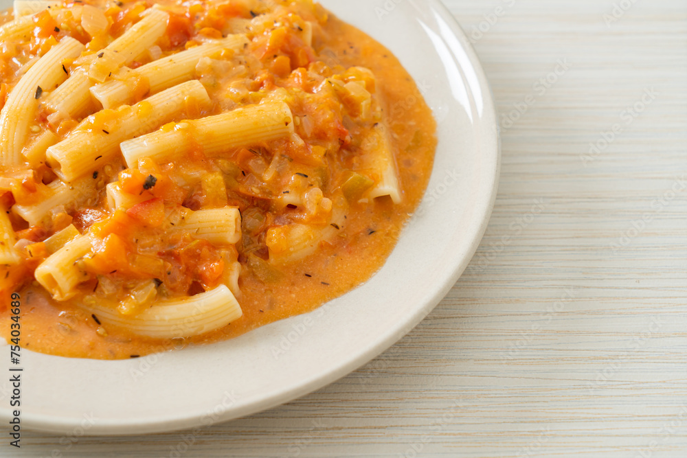 rigatoni penne pasta creamy tomato rigatoni penne pasta creamy tomato