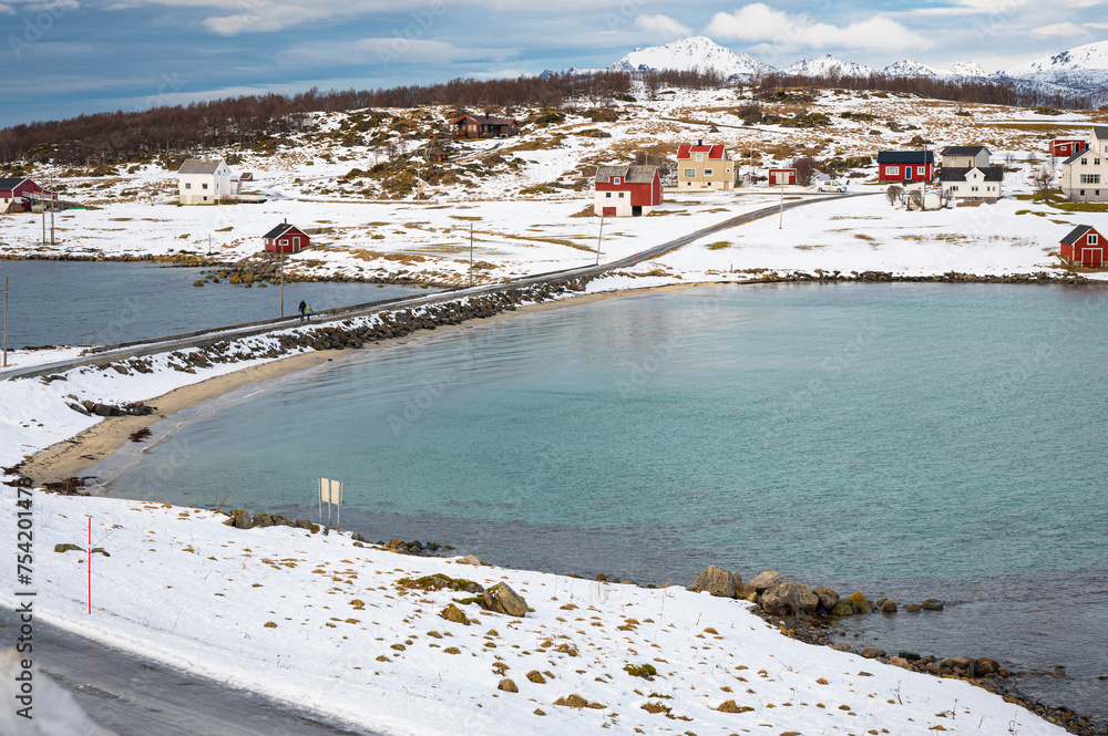 Scenic view of a bridge to the island of Holdøya on Lofoten archipelago, northern Norway Scenic view of a bridge to the island of Holdøya on Lofoten archipelago, northern Norway