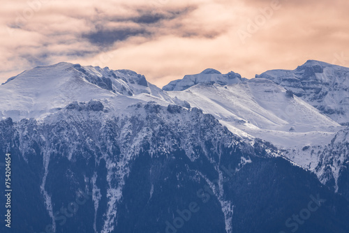 Obraz na płótnie Scenic landscape of Bucegi mountains in the Romanian Carpathians w salonie
