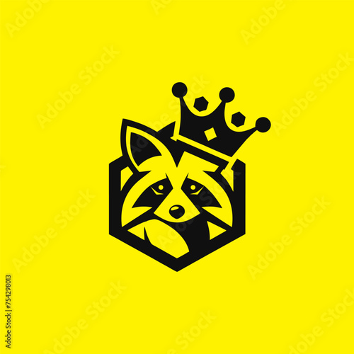 raccoon logo design. raccoon with crown. raccoon head logo vector