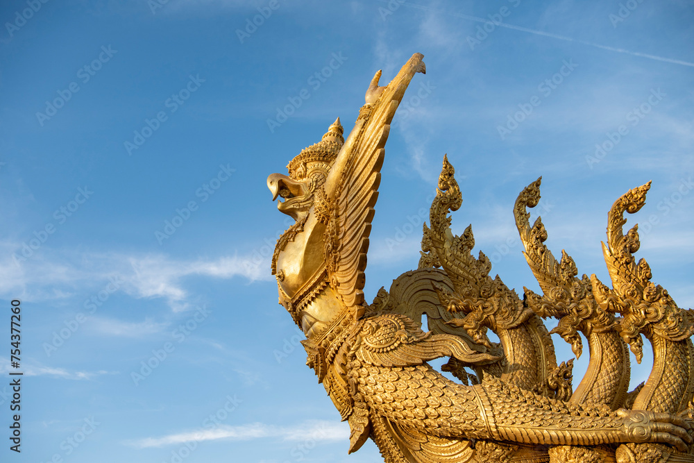Fototapeta premium THAILAND UBON RATCHATHANI THUNG SRI MUEANG MONUMENT