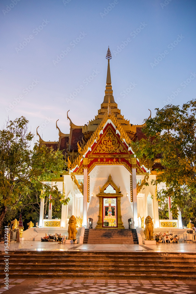 Obraz premium THAILAND UBON RATCHATHANI CITY PILLAR SHRINE
