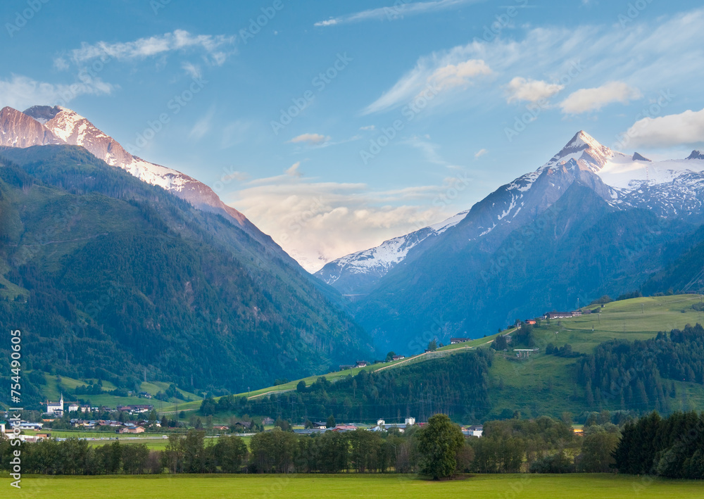 Fototapeta premium Alps mountains tranquil summer view (Austria) .