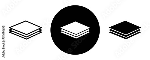3 Layers icon line art vector