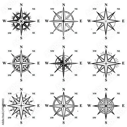 Vektor Grafik Bundle: 9 verschiedene Kompassrosen