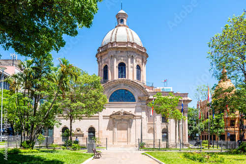 Foto heroes national pantheon at asuncion, paraguay