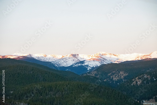 Fototapeta Naklejka Na Ścianę i Meble -  Sun Soaked White Caps From Rollinsville Colorado