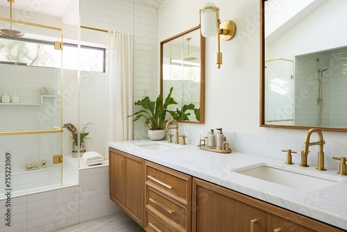 Brass Hardware Bliss: A Mid-Century Modern Vintage Bathroom Oasis