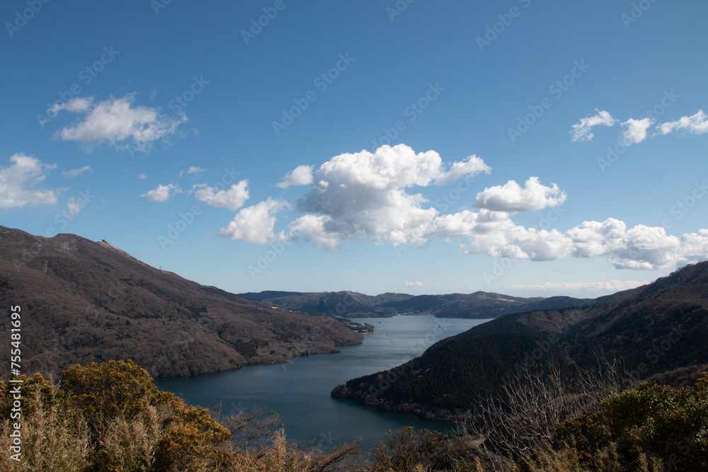 箱根の観光地・芦ノ湖