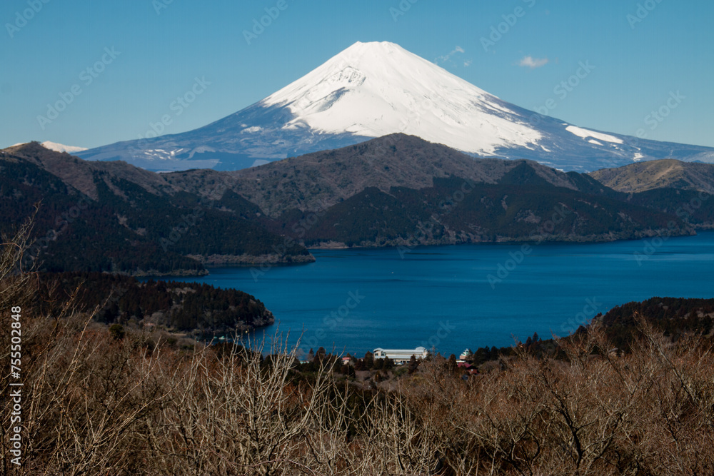 箱根・芦ノ湖と富士山