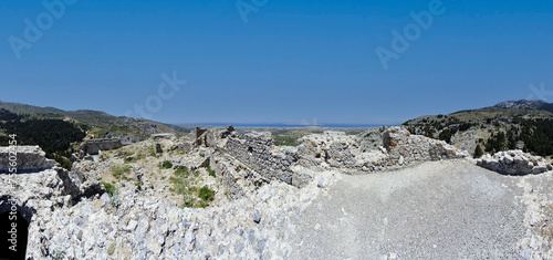 Ruine einer Bergfestung auf der Dodekanes-Insel Kos in der griechischen Ägäis, Griechenland photo