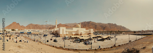 Mountain Uhud photo