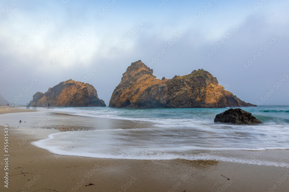 Fototapeta premium Sunset on a California beach