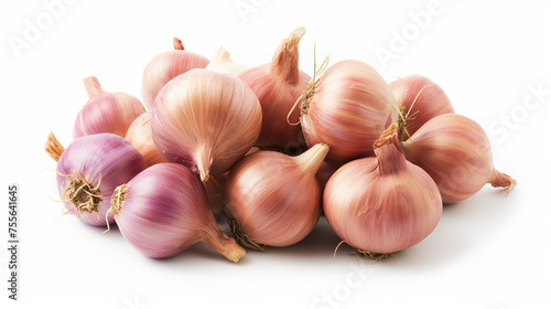 Cluster of fresh whole onion bulbs.