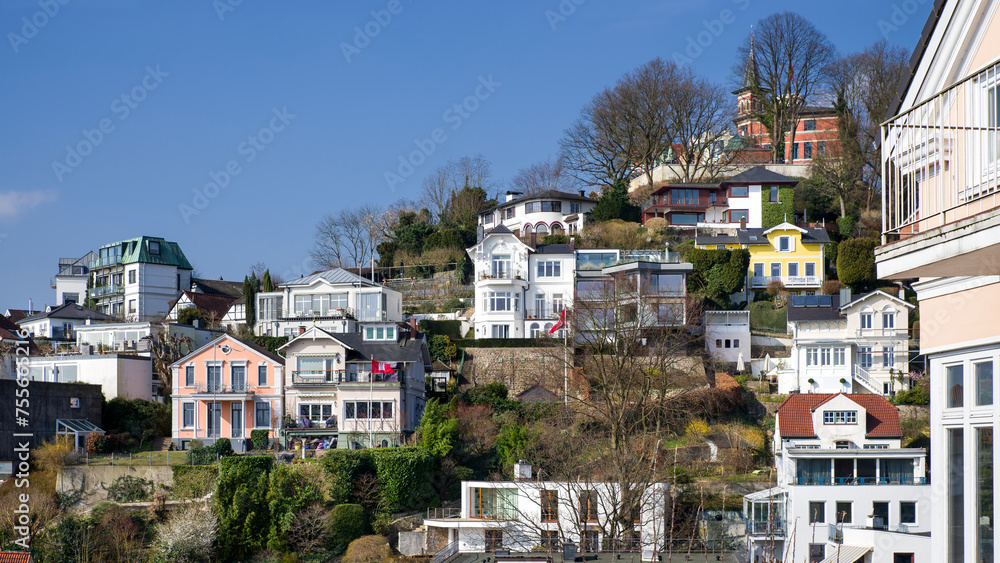 Obraz premium Im Treppenviertel Hamburg Blankenese am Süllberg